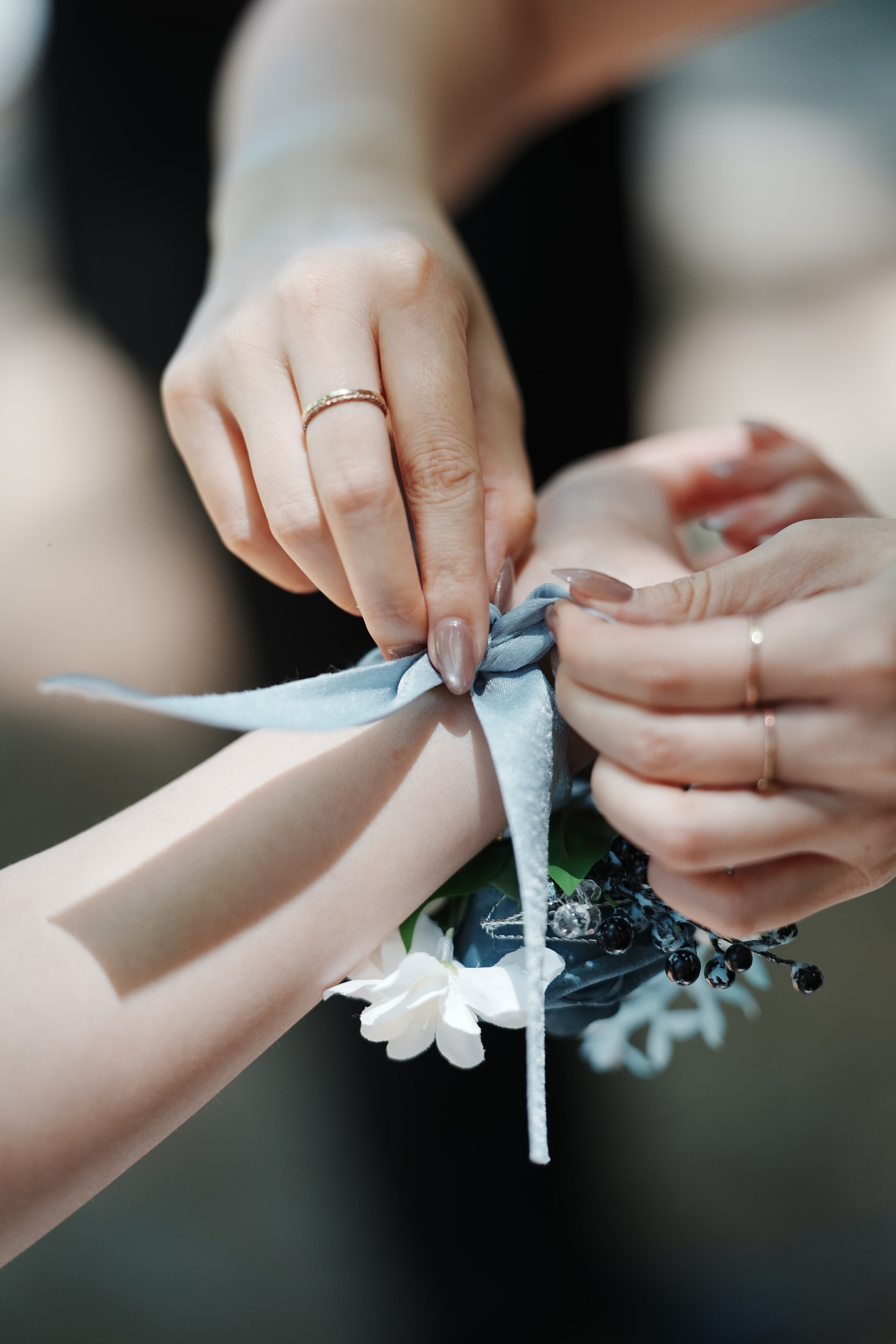 Design delicate precise ribbon detail
